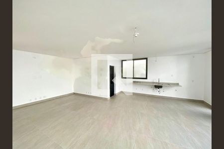 Casa à venda com 4 quartos, 310m² em Jardim Prudência, São Paulo