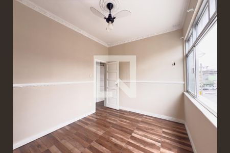 Quarto 1 de apartamento para alugar com 2 quartos, 75m² em Penha Circular, Rio de Janeiro