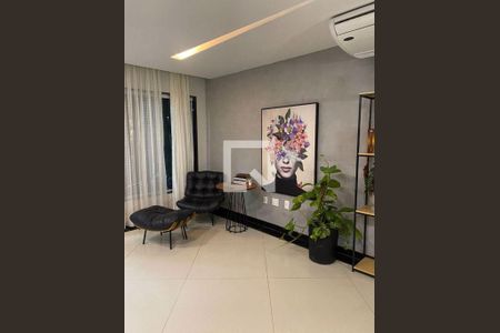 Casa à venda com 4 quartos, 336m² em Vargem Pequena, Rio de Janeiro