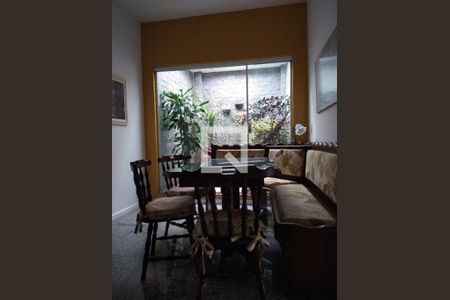 Casa à venda com 4 quartos, 240m² em Vargem Pequena, Rio de Janeiro