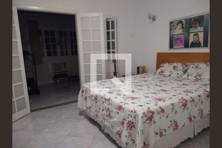 Casa à venda com 4 quartos, 240m² em Vargem Pequena, Rio de Janeiro