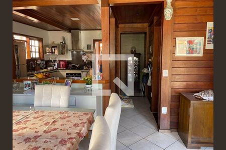 Casa à venda com 3 quartos, 180m² em Jacarepaguá, Rio de Janeiro