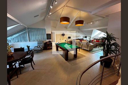 Casa à venda com 4 quartos, 800m² em Barra da Tijuca, Rio de Janeiro