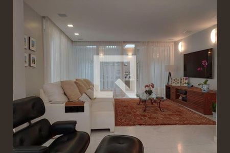 Casa à venda com 4 quartos, 1500m² em Barra da Tijuca, Rio de Janeiro