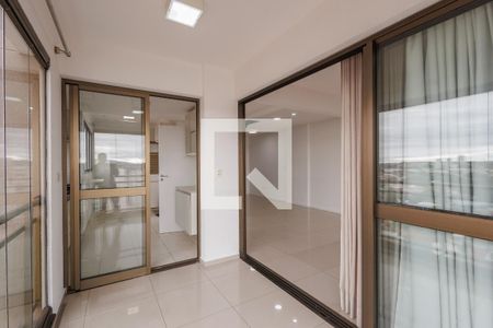 Varanda da Sala de apartamento para alugar com 3 quartos, 125m² em Centro, Taubaté