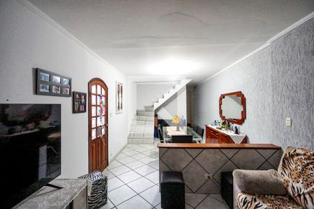 Sala de casa para alugar com 5 quartos, 280m² em Vila Nova Savoia, São Paulo