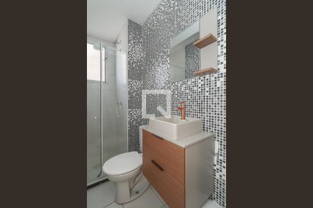 Banheiro de apartamento à venda com 2 quartos, 42m² em Sarandi, Porto Alegre