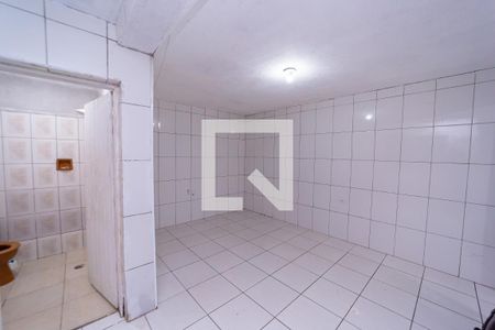 Quarto de casa para alugar com 1 quarto, 50m² em Jardim Santa Maria, São Paulo