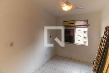 Suíte  de apartamento à venda com 2 quartos, 75m² em Ingá, Niterói