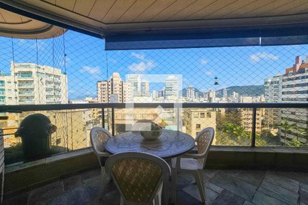Varanda de apartamento para alugar com 4 quartos, 180m² em Balneario Guarujá, Guarujá