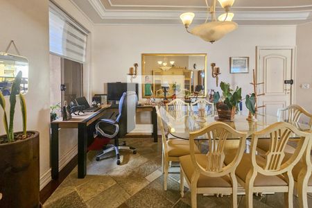 Sala de apartamento para alugar com 4 quartos, 180m² em Balneario Guarujá, Guarujá