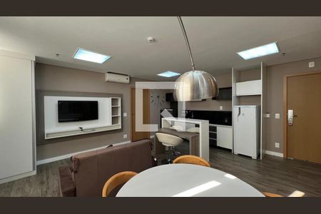 Sala de apartamento à venda com 2 quartos, 77m² em Coracao de Jesus, Belo Horizonte