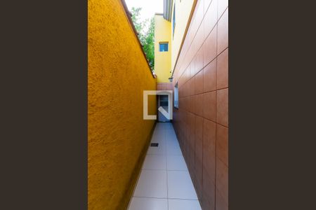 Corredor Externo de casa à venda com 3 quartos, 164m² em Vila California, São Paulo