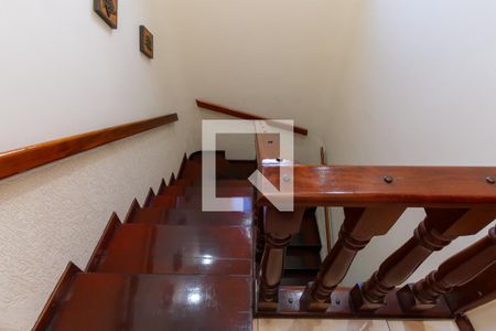 Escada de casa à venda com 3 quartos, 164m² em Vila California, São Paulo