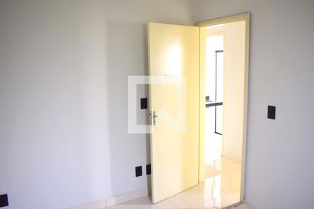 Quarto 2 de apartamento para alugar com 2 quartos, 78m² em Campos Elísios, Ribeirão Preto
