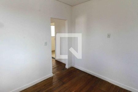 Quarto 02 de casa à venda com 3 quartos, 240m² em Vila Tolstoi, São Paulo