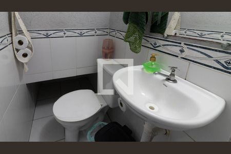 Lavabo de casa para alugar com 3 quartos, 239m² em Jardim Ponte Rasa, São Paulo