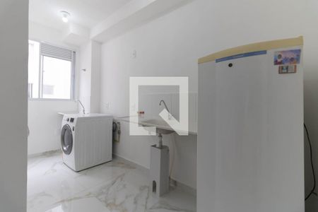 Cozinha de apartamento à venda com 2 quartos, 48m² em Vila Cristalia, São Paulo