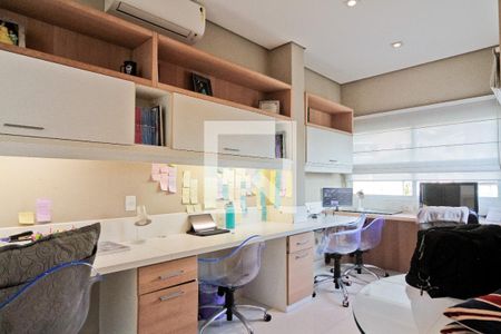 Escritório de casa de condomínio à venda com 6 quartos, 900m² em Jardim Sao Bento, São Paulo