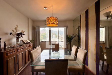 Sala de apartamento à venda com 4 quartos, 140m² em Laranjeiras, Rio de Janeiro