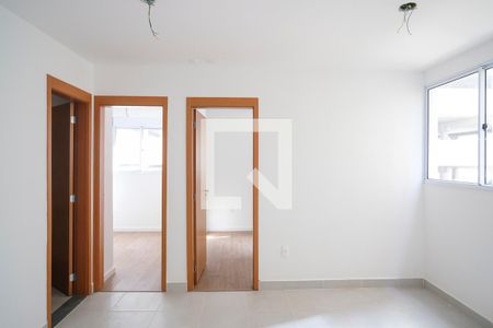 Sala de apartamento para alugar com 2 quartos, 36m² em Vila Palmares, São Caetano do Sul