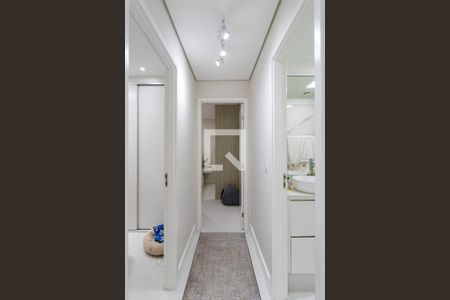 Corredor de apartamento para alugar com 2 quartos, 49m² em Vila Andrade, São Paulo