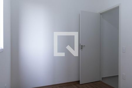 Quarto de apartamento para alugar com 2 quartos, 48m² em Palmeiras, Belo Horizonte