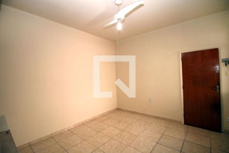 Sala de apartamento para alugar com 2 quartos, 56m² em Vila Kosmos, Rio de Janeiro