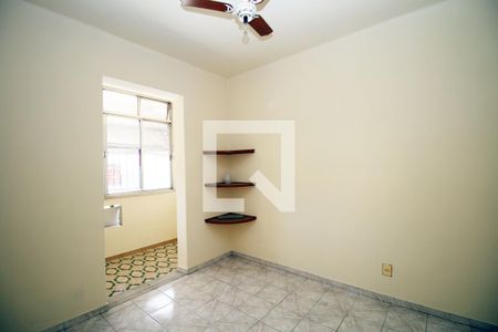 Quarto 1 de apartamento para alugar com 2 quartos, 56m² em Vila Kosmos, Rio de Janeiro