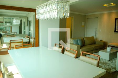 Sala de Jantar de apartamento para alugar com 1 quarto, 60m² em Jardim Goiás, Goiânia