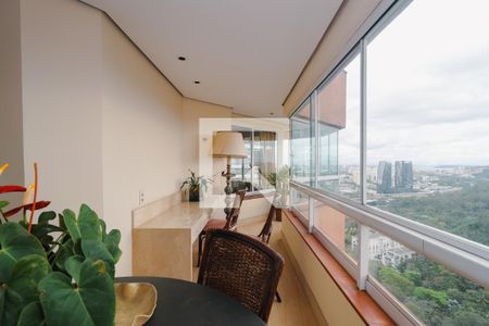 Varanda da Sala de apartamento para alugar com 4 quartos, 364m² em Jardim Fonte do Morumbi, São Paulo