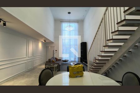 Sala de casa de condomínio para alugar com 3 quartos, 220m² em Recreio dos Bandeirantes, Rio de Janeiro