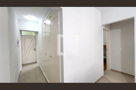 Sala de apartamento para alugar com 2 quartos, 66m² em Gonzaga, Santos