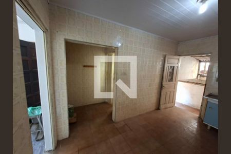 Casa à venda com 2 quartos, 110m² em Vila Medeiros, São Paulo