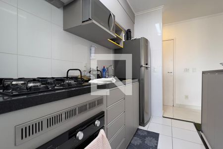Cozinha  de apartamento à venda com 2 quartos, 65m² em Jardim Flor da Montanha, Guarulhos