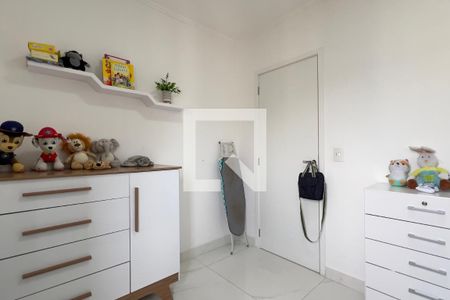 Quarto de apartamento à venda com 2 quartos, 65m² em Jardim Flor da Montanha, Guarulhos