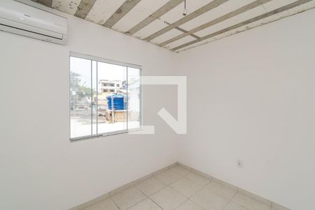 Quarto de casa para alugar com 1 quarto, 37m² em Brás de Pina, Rio de Janeiro