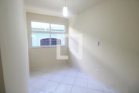 Quarto 2 de casa para alugar com 2 quartos, 80m² em Bento Ribeiro, Rio de Janeiro