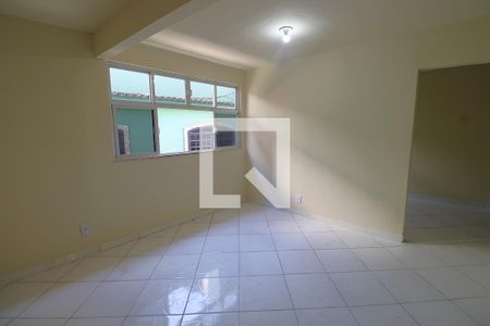 Quarto 1 de casa para alugar com 2 quartos, 80m² em Bento Ribeiro, Rio de Janeiro
