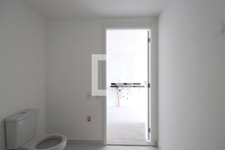 Banheiro de kitnet/studio à venda com 1 quarto, 25m² em Vila Aricanduva, São Paulo