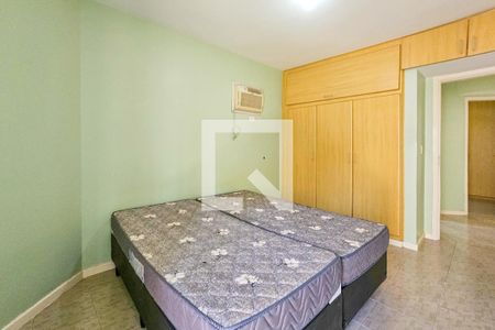 Quarto 1 de apartamento para alugar com 3 quartos, 88m² em Vila Maia, Guarujá