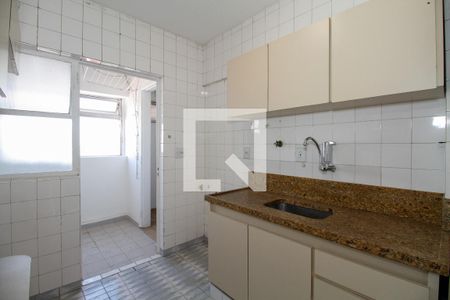 Cozinha de apartamento para alugar com 2 quartos, 61m² em Sumarezinho, São Paulo