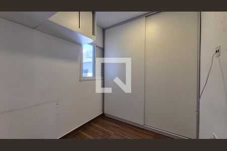 Quarto de apartamento à venda com 2 quartos, 108m² em Utinga, Santo André