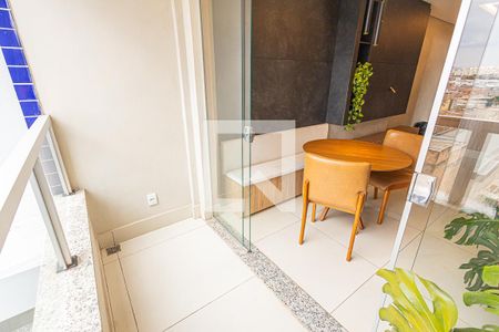 Varanda da Sala de apartamento à venda com 2 quartos, 57m² em Vila Suzana, Belo Horizonte