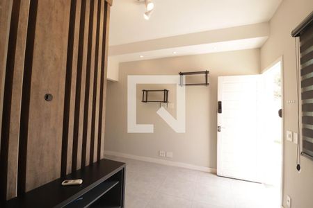 Sala de casa de condomínio à venda com 3 quartos, 157m² em Jardim das Carpas, Jundiaí