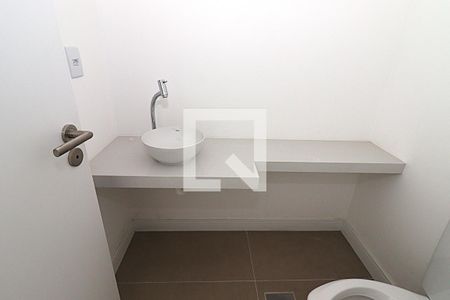 Lavabo de apartamento à venda com 2 quartos, 82m² em São João, Porto Alegre