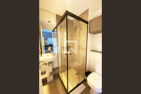 Banheiro Social de kitnet/studio para alugar com 1 quarto, 18m² em Jardim Paulista, São Paulo