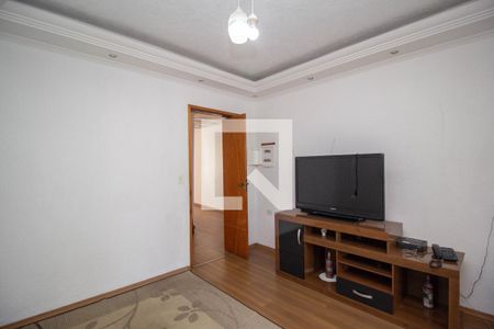 Sala de casa à venda com 5 quartos, 240m² em Vila Cavaton, São Paulo