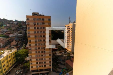 Vista da Sala de apartamento à venda com 2 quartos, 65m² em Centro, Niterói