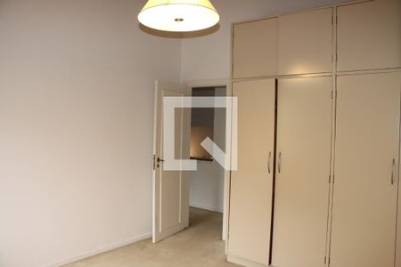 Suíte de casa de condomínio para alugar com 4 quartos, 290m² em Granja Viana Ii, Cotia